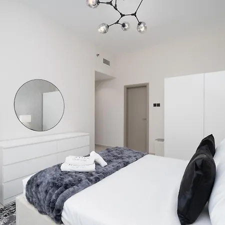 Nasma Luxury Stays - Elevated Comfort & Style In A 24Th Floor Apartment Dubai Esterno foto